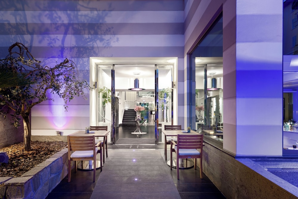 内部エントランス