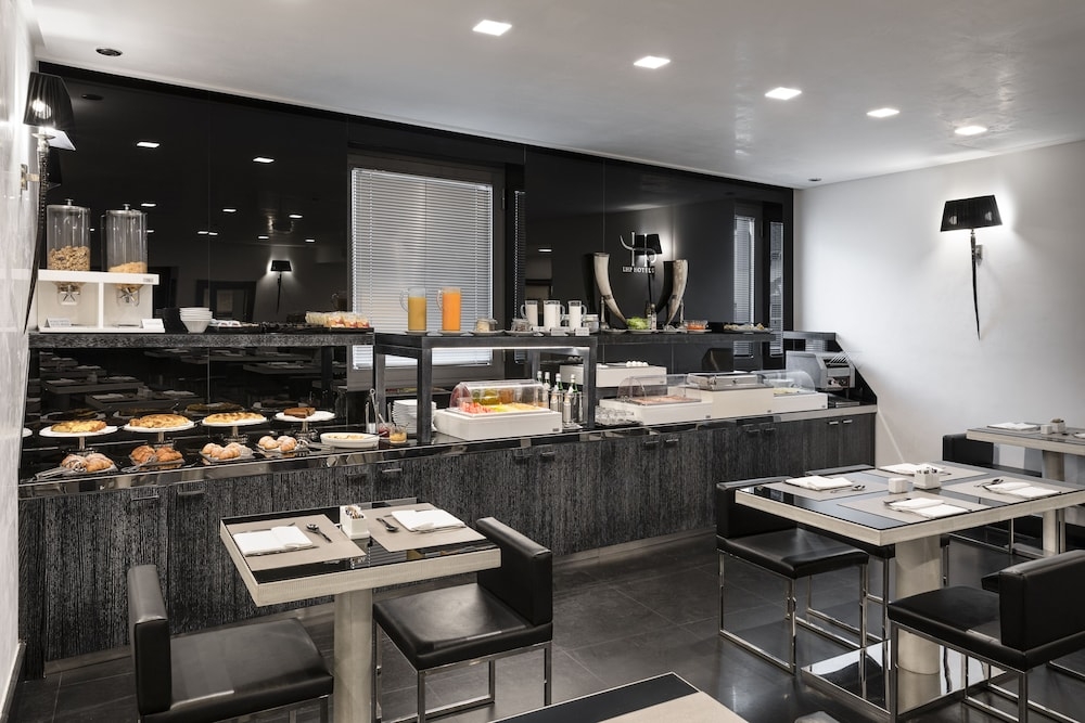 朝食ビュッフェ