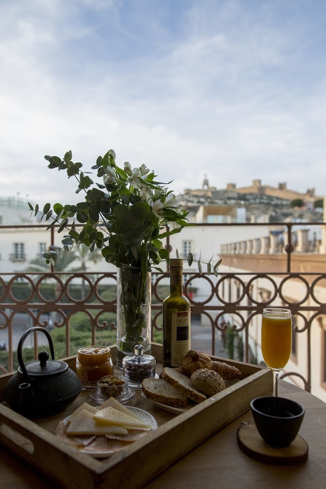 ルームサービス