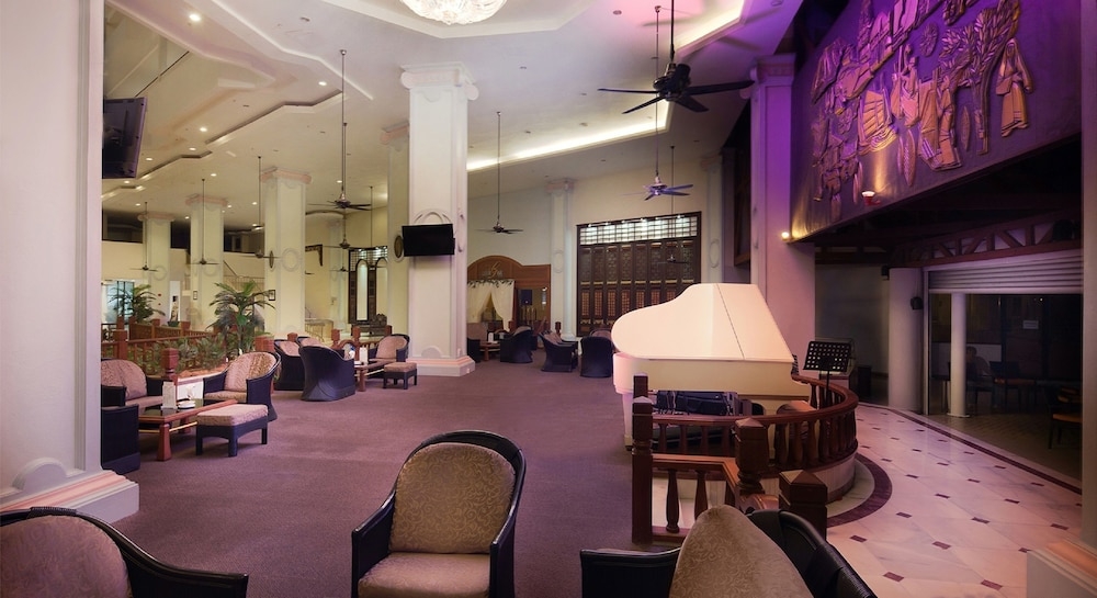 ロビーラウンジ