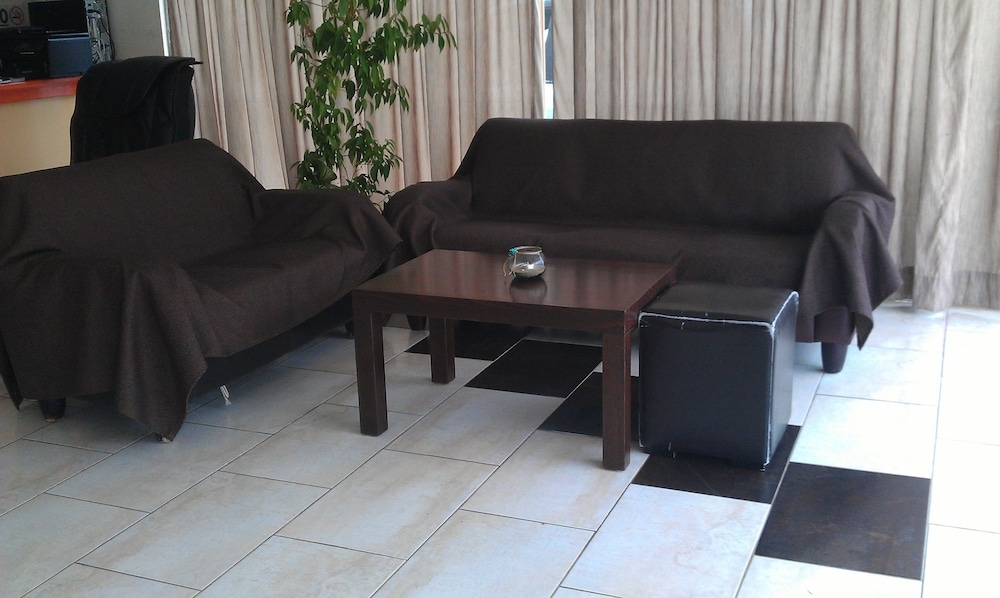 ロビーラウンジ