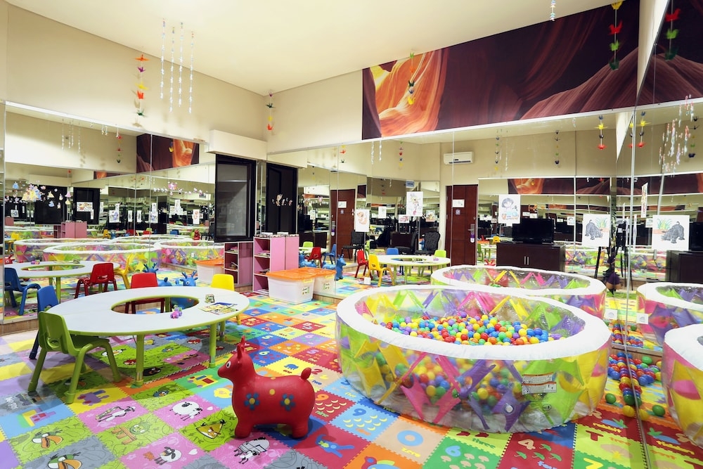 子供用の遊び場 - 屋内