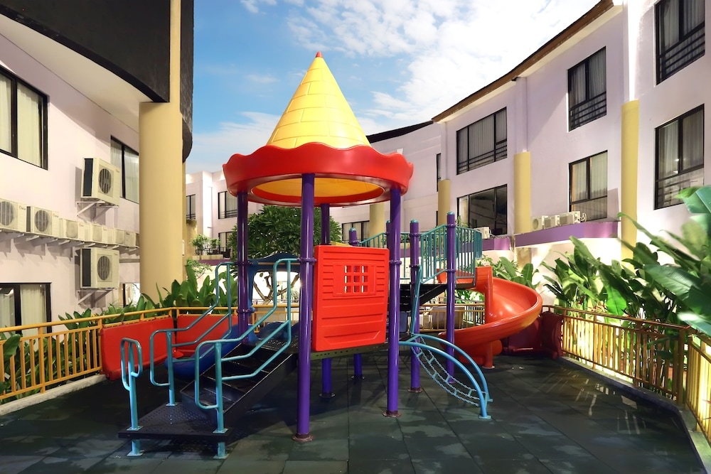 子供用の遊び場 - 屋外