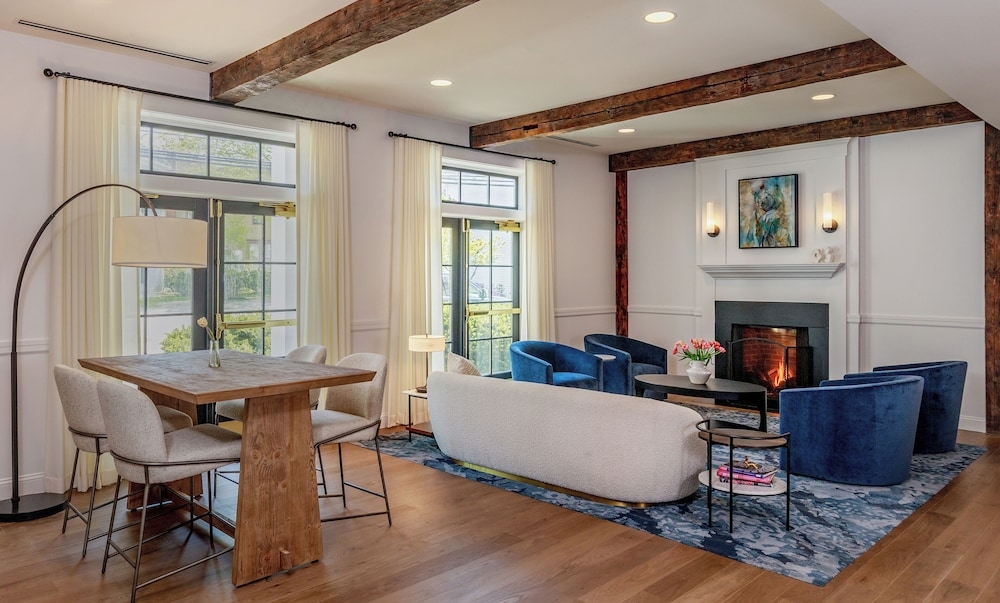 ロビー応接スペース