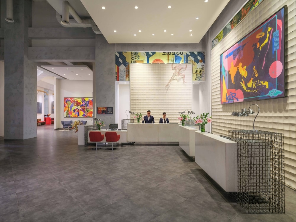 内部エントランス