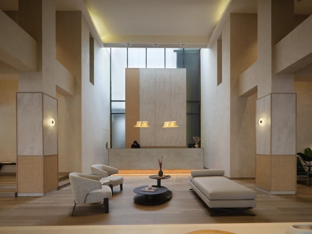 ロビー応接スペース