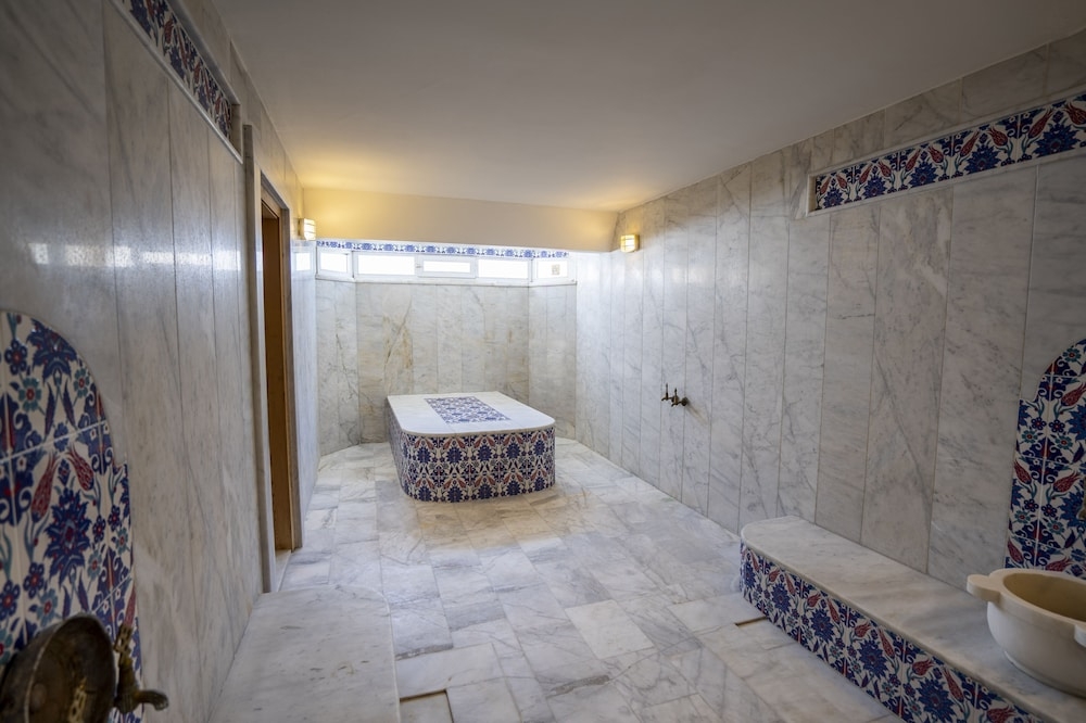 ハマム (トルコ式スチームバス)