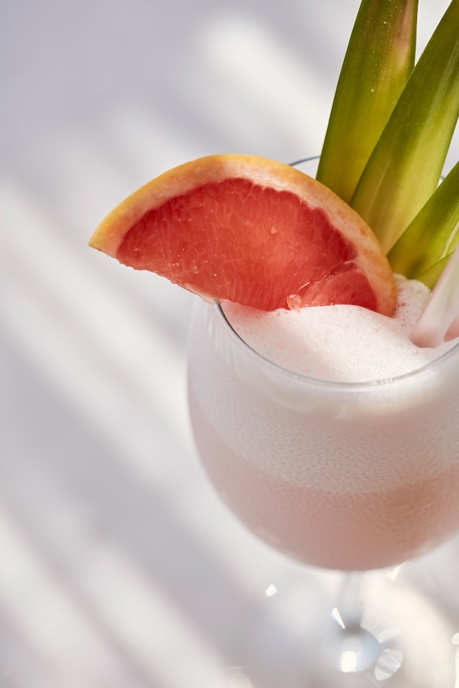 プールサイドバー