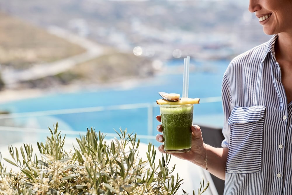 プールサイドバー