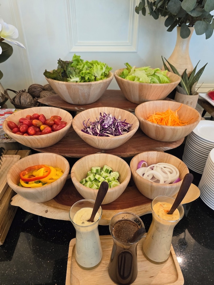 朝食ビュッフェ