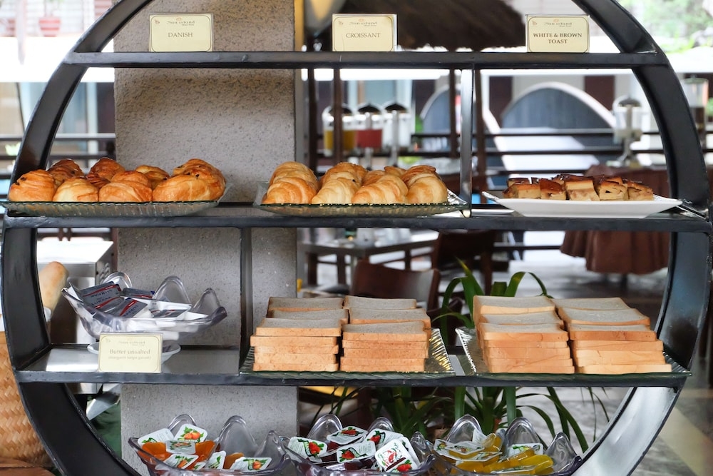 朝食ビュッフェ