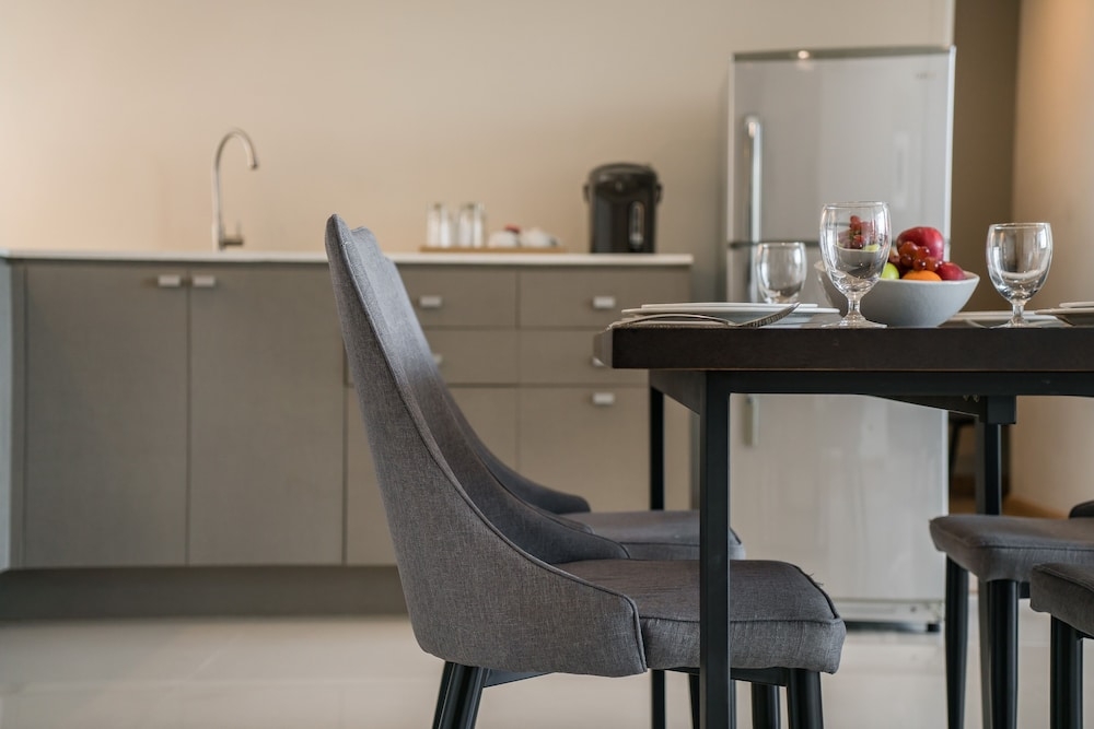 客室内のダイニングエリア