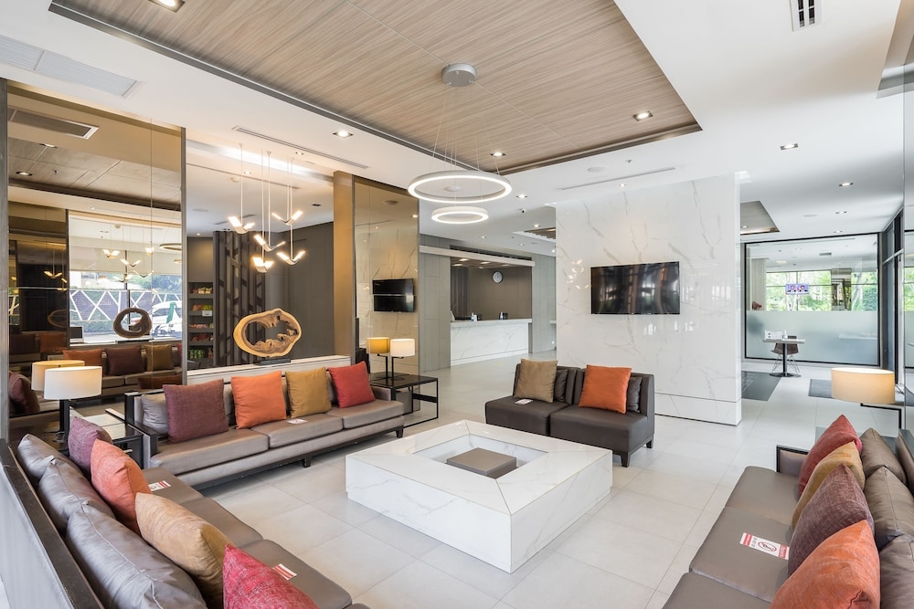 ロビーラウンジ