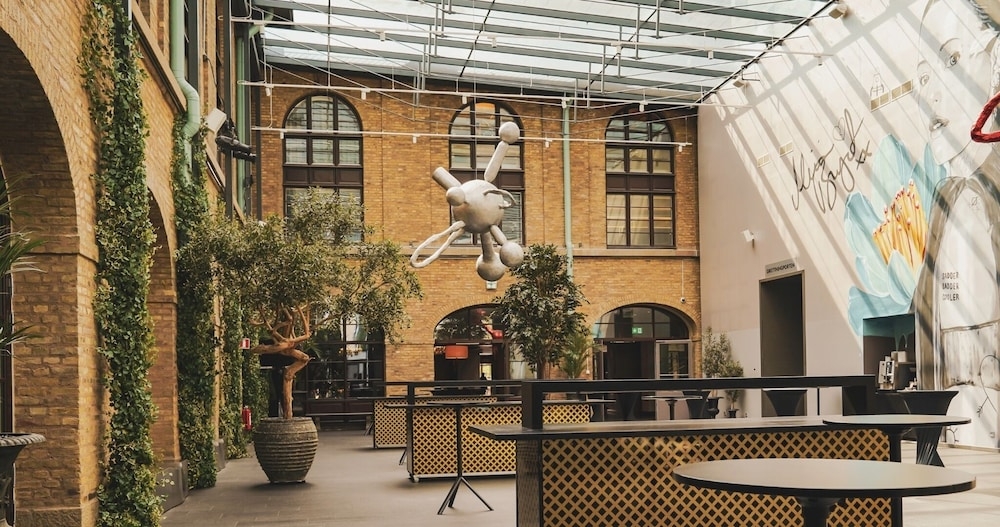 ロビーラウンジ