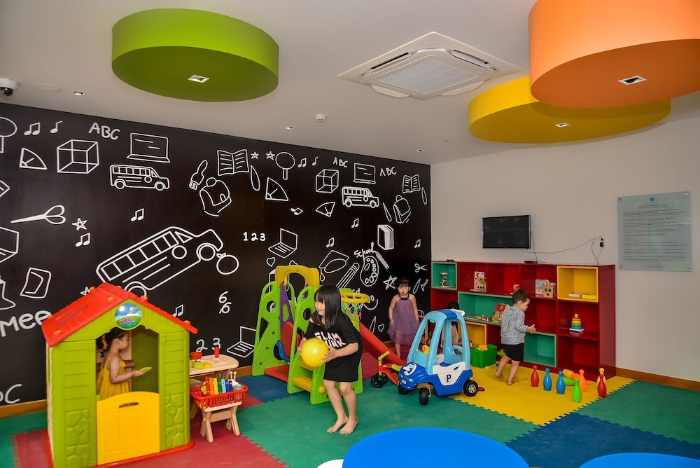 子供用の遊び場 - 屋内