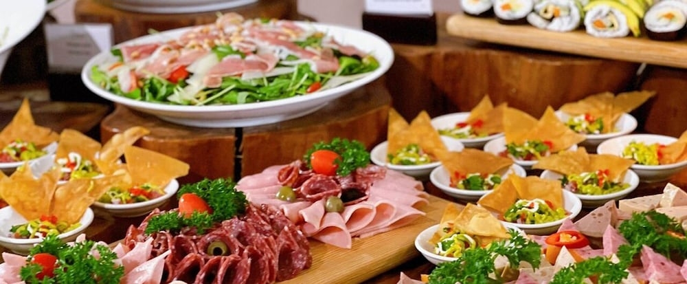 朝食ビュッフェ