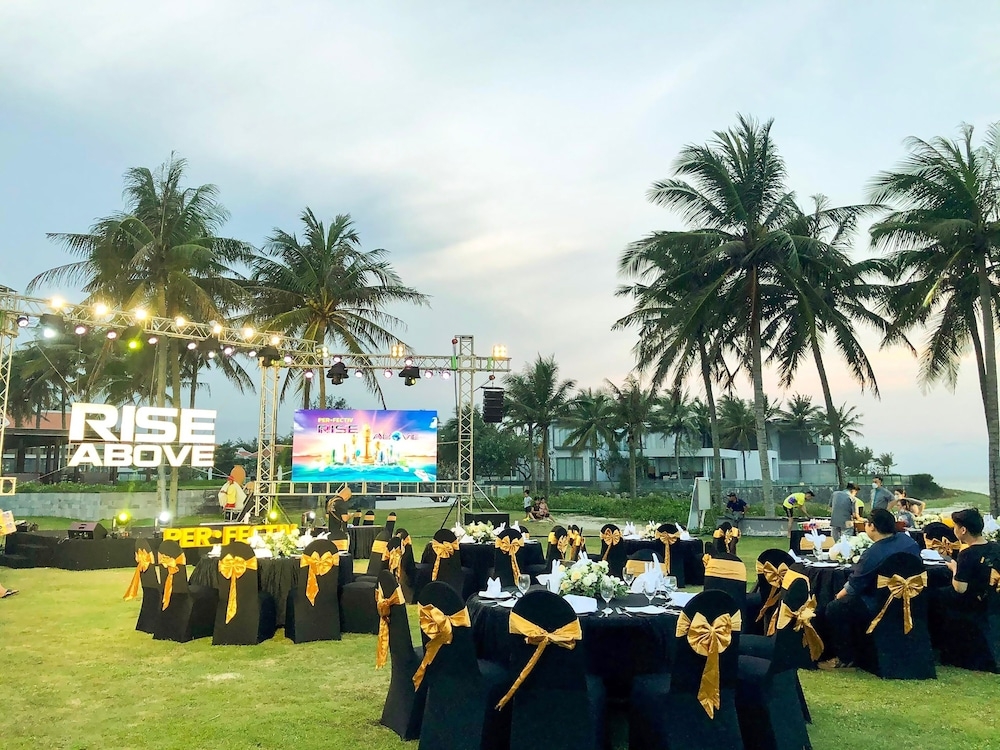 屋外バンケット スペース