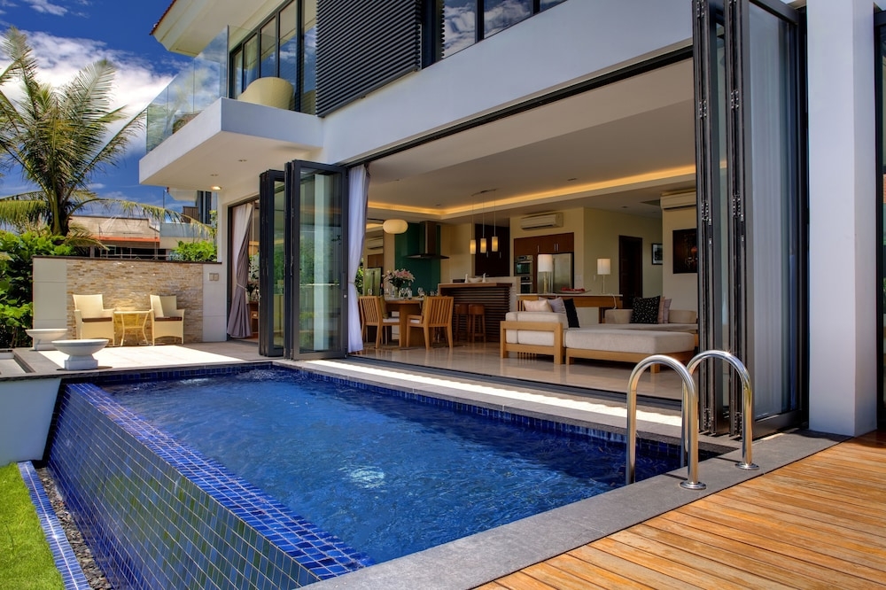 プライベートプール