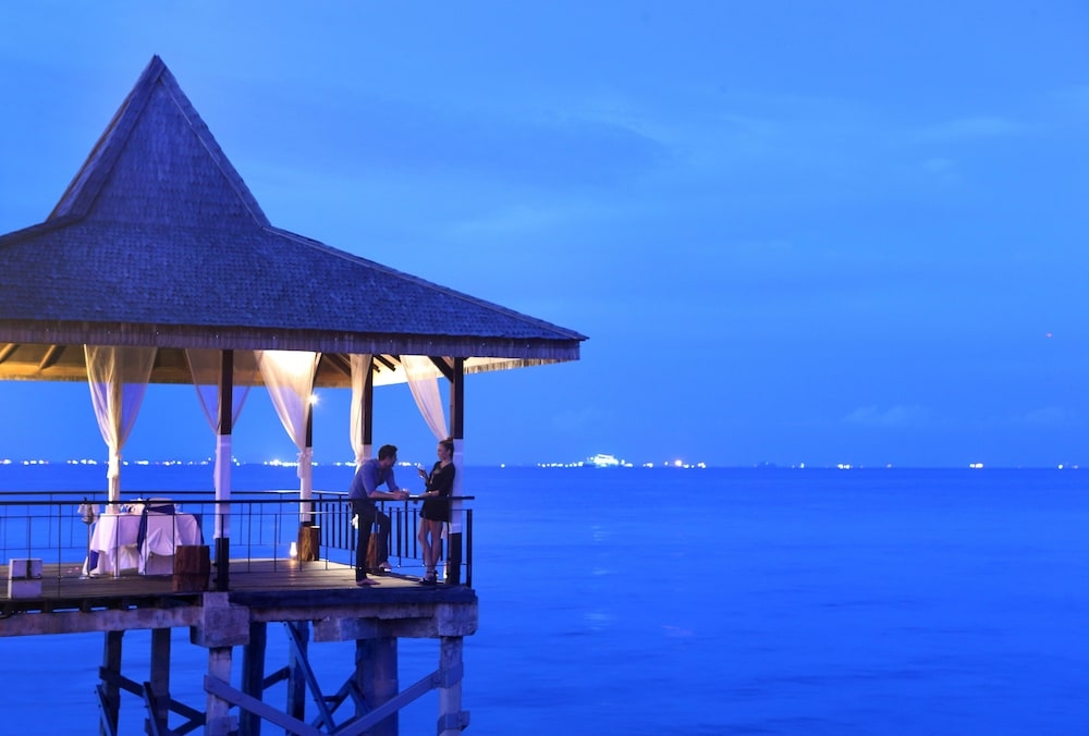 カップル向けレストラン