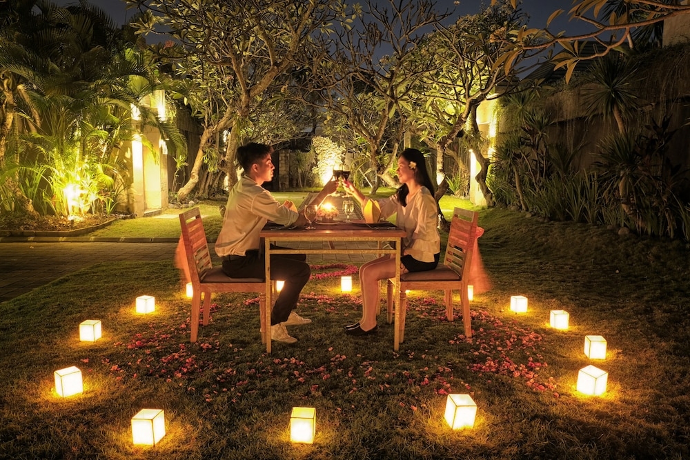 屋外ダイニングエリア