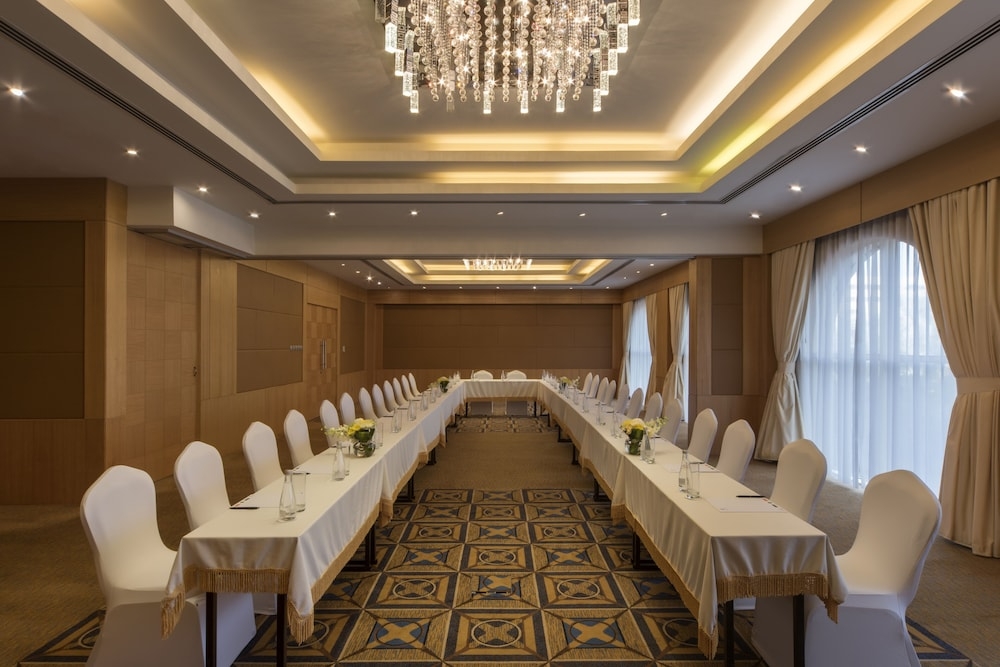 室内のビジネス センター