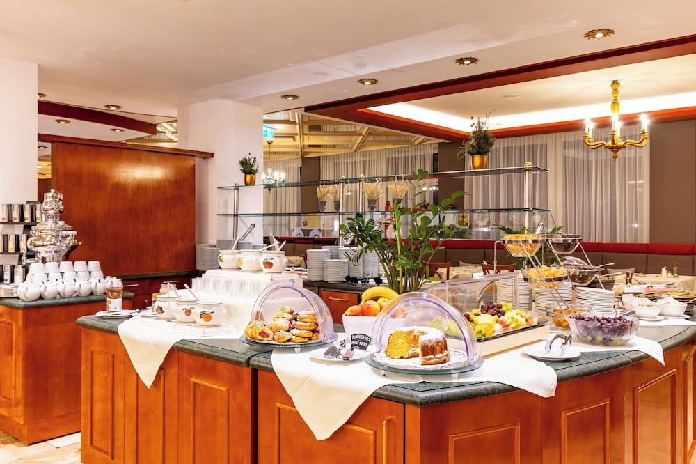 朝食ビュッフェ