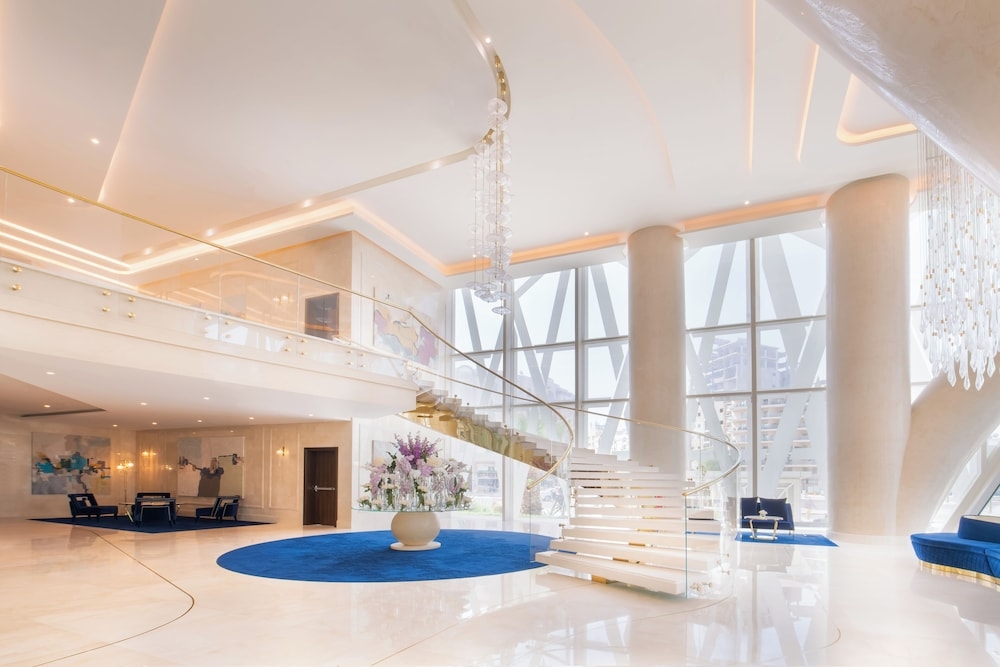 ロビーラウンジ