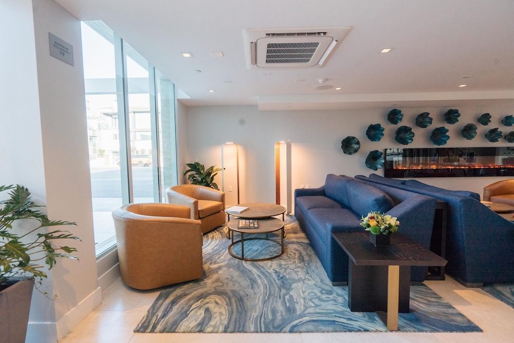 ロビー応接スペース