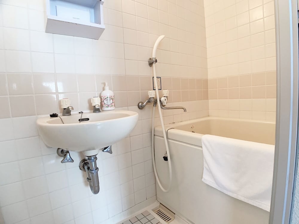 バスルームのシャワー