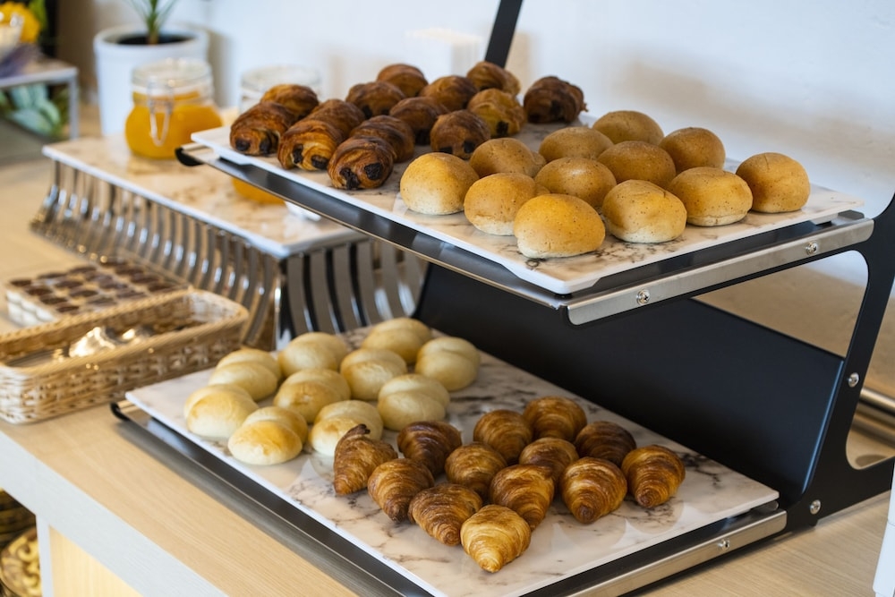 朝食ビュッフェ