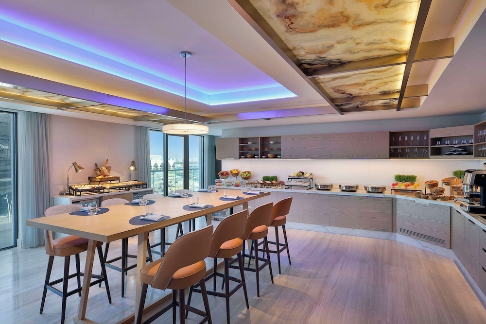 エグゼクティブ ラウンジ