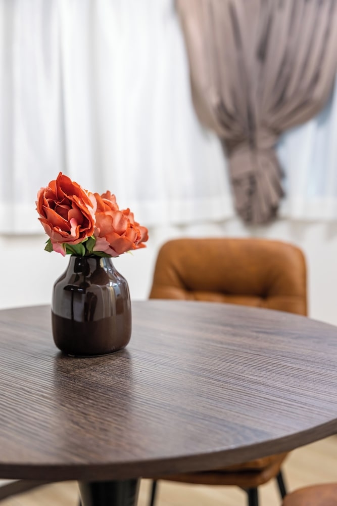 客室内のダイニングエリア