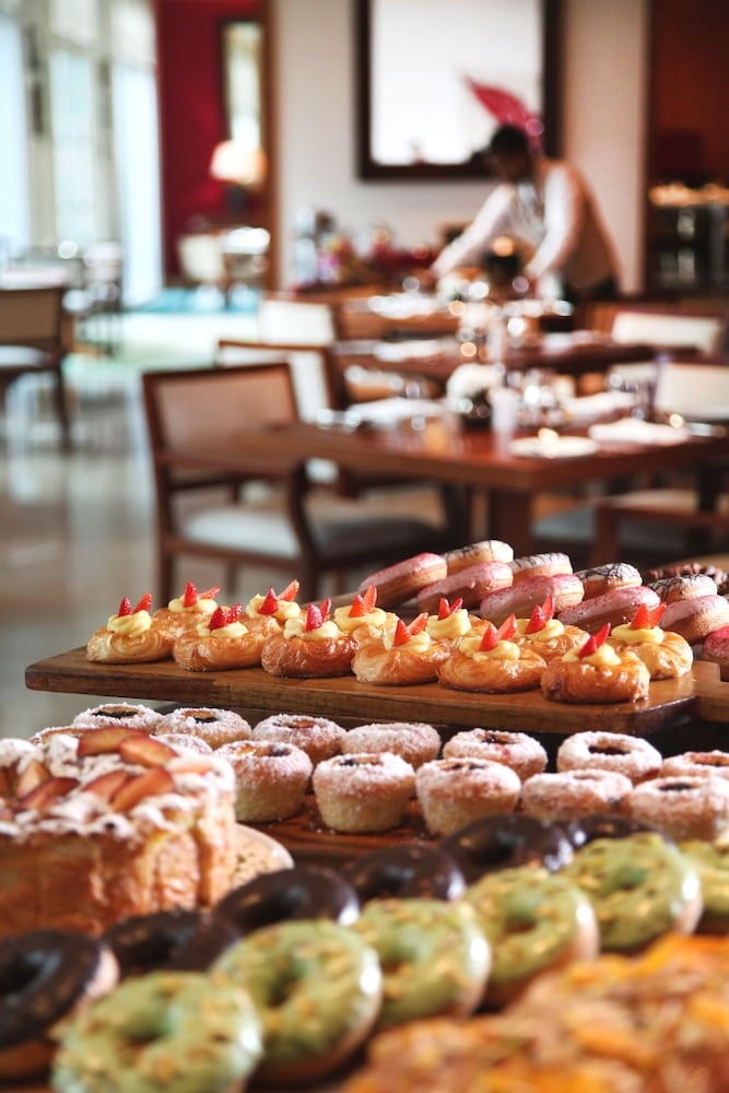 朝食ビュッフェ