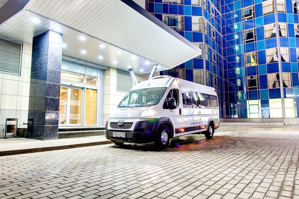 空港シャトルバス