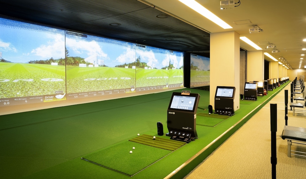 屋内ゴルフ練習場