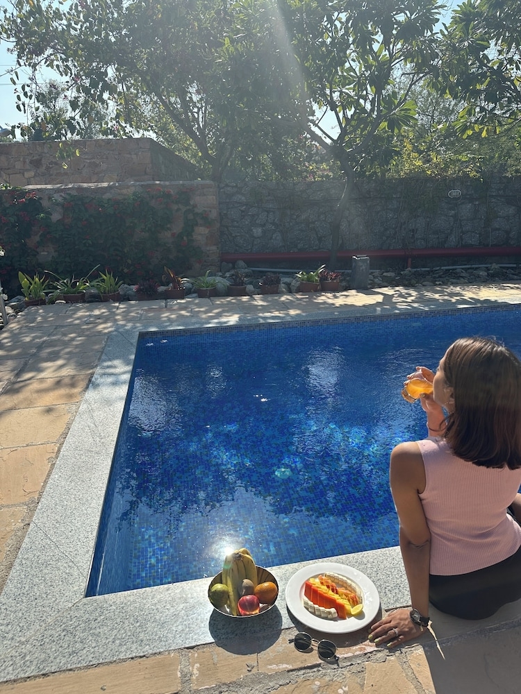 プライベートプール