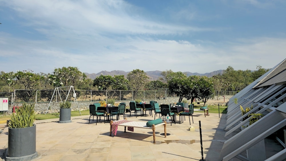 屋外ダイニングエリア