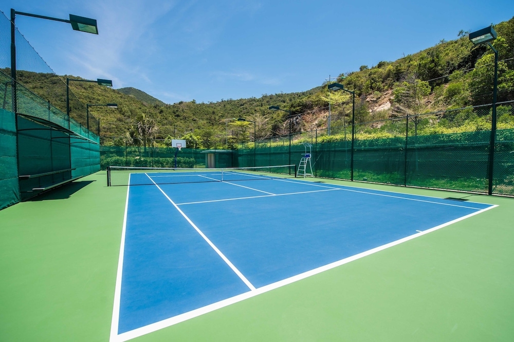 テニスコート