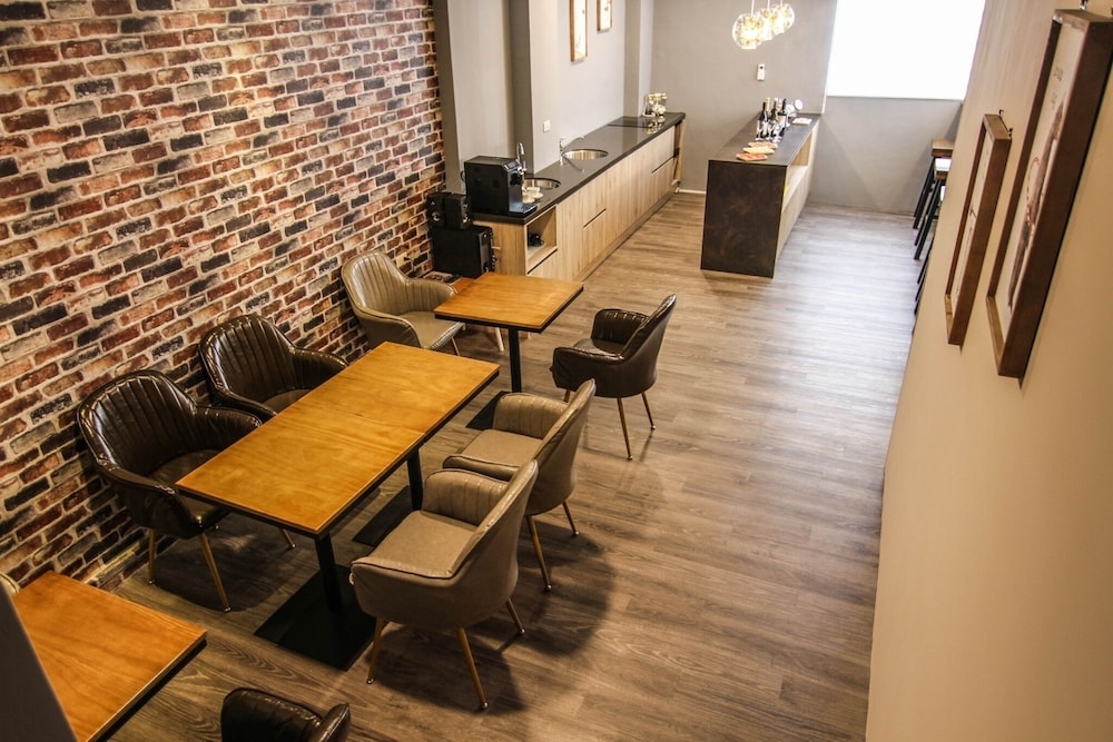 ロビー応接スペース