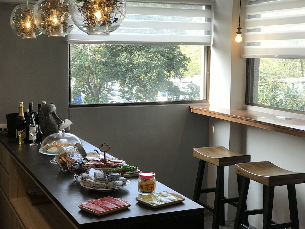 ロビーラウンジ