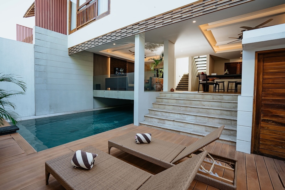 プライベートプール