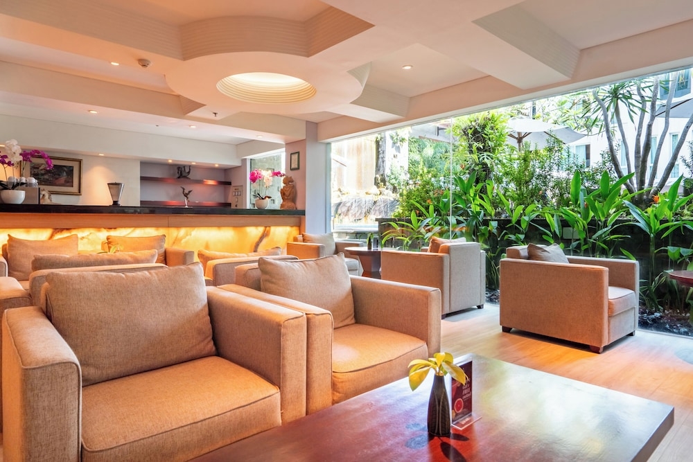 ロビーラウンジ