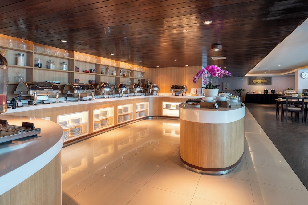 朝食ビュッフェ