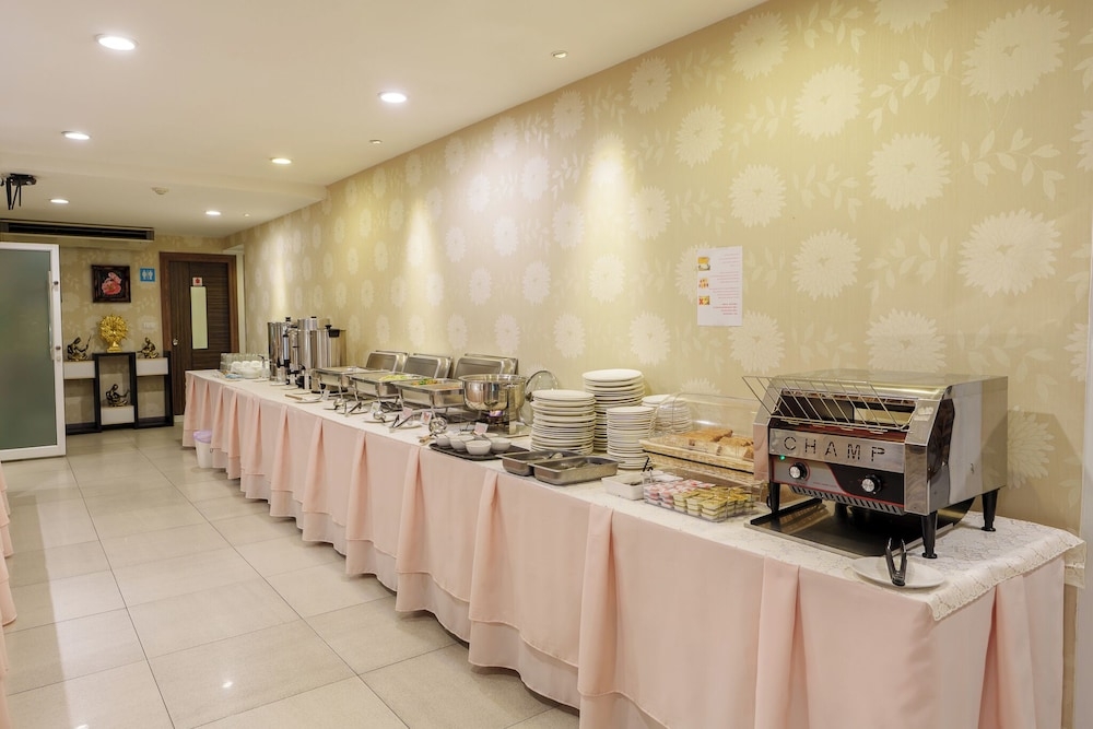 朝食ビュッフェ