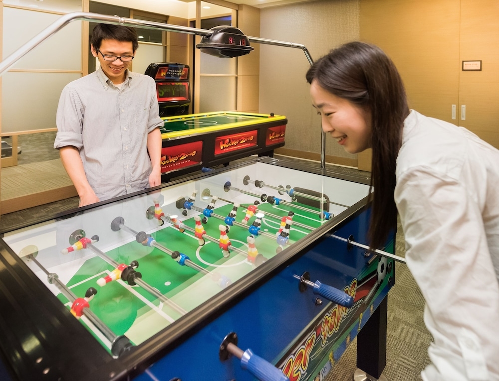 子供用の遊び場 - 屋内