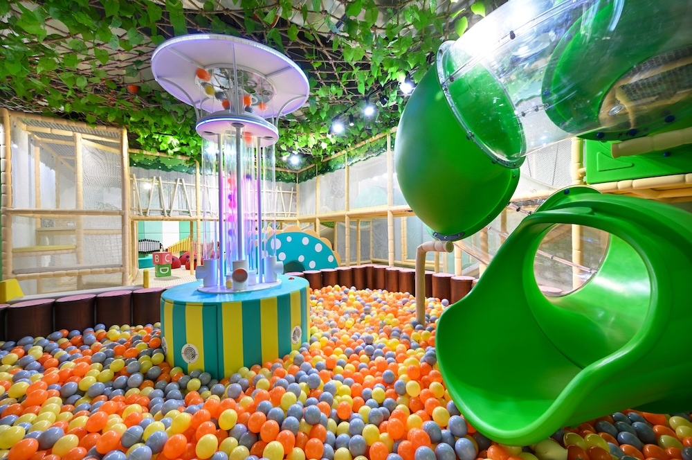 子供用の遊び場 - 屋内