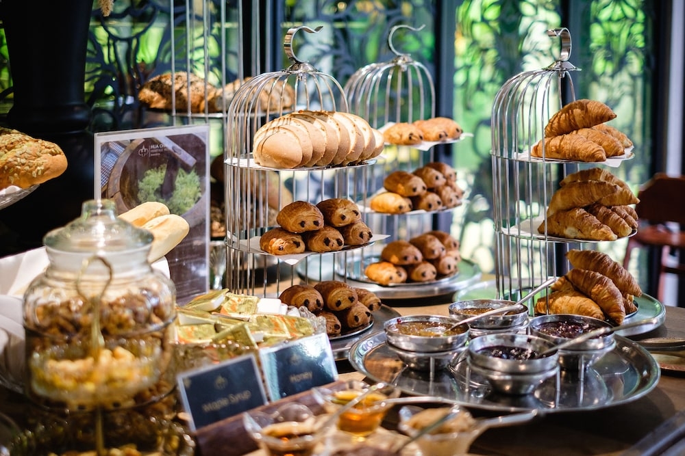 朝食ビュッフェ