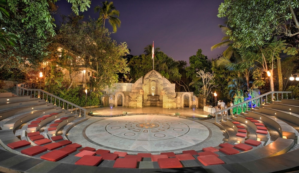 屋外バンケット スペース