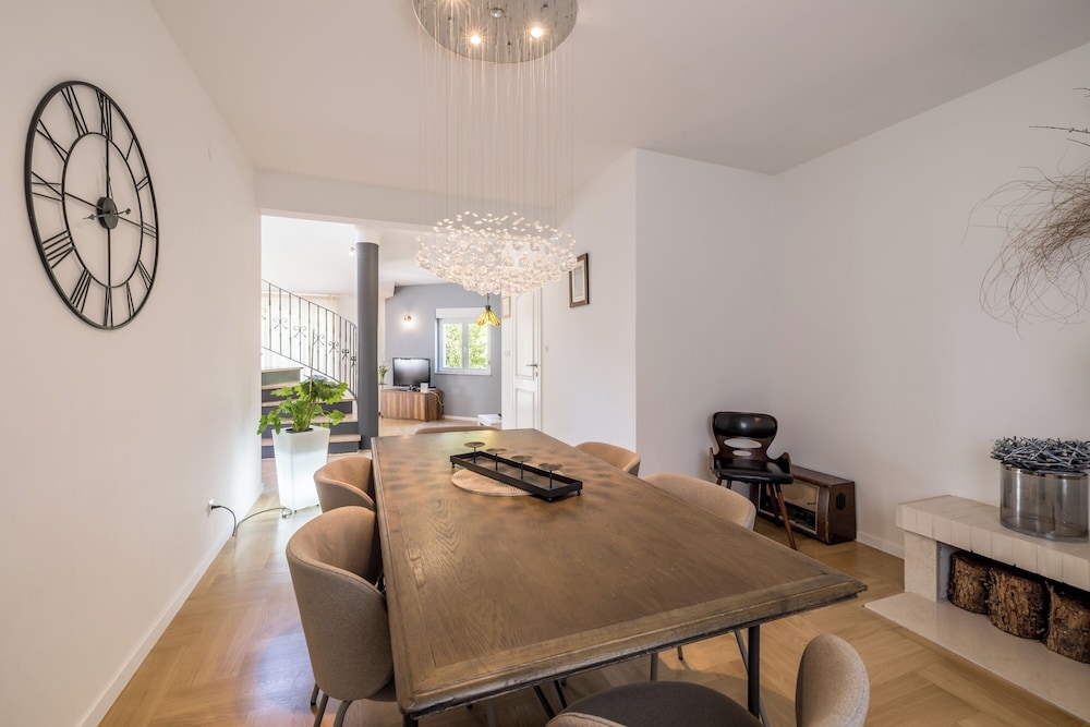 ダイニングルーム