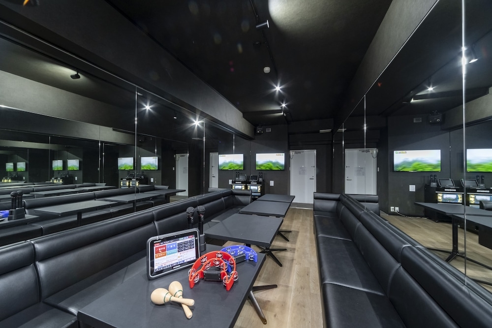 カラオケ ルーム